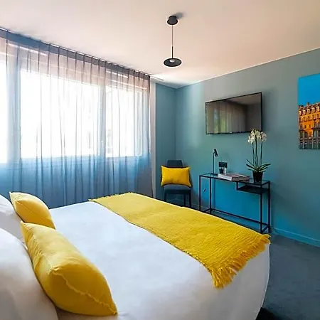 Enight Hotel 3*
